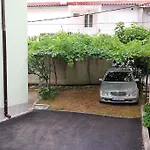 Vucic ماكارسكا